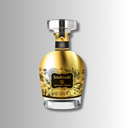 „Flasche Koukoudo Aged Mastic Liqueur vor hellem Hintergrund“