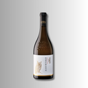 „Flasche Alpha Estate Assyrtiko Aghia Kiriaki vor hellem Hintergrund“