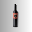 „Flasche Ktima Tselepos Kokkinomilos Merlot vor hellem Hintergrund“